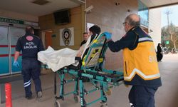 Sokakta futbol oynarken 'pas vermediği' için çıkan tartışmada bıçaklandı