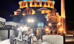 Uzungöl'de festival öncesi kar mesaisi