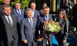 Bakan Tekin: 168 kişinin imzaladığı metinle ilgili suç duyurusunda bulunacağız