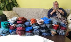 İlmek ilmek vatan sevgisi; TSK'dan 'Hamide anne'ye vefa plaketi / Ek fotoğraflar