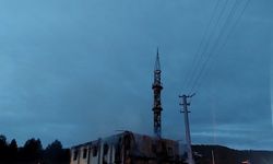 Köy camisi alev alev yandı