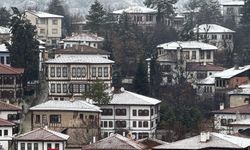 Safranbolu'nun tarihi konakları karla kaplandı