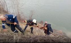 Traktör Kızılırmak'a yuvarlandı: 1 ölü, 1 yaralı