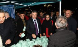 Başkan Genç'ten Kadir Gecesi'nde ikram