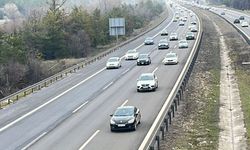 Bayram tatili dönüşünde Bolu'da trafikte hafif yoğunluk (2)
