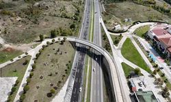 Bayram tatillinde Bolu Dağı Tüneli'nden 331 bin 321 araç geçti