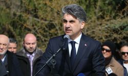 Bolu'yu eğitim ve sağlık kuruluşları ile donatan İzzet Baysal törenle anıldı