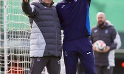 Trabzonspor'da yardımcı antrenör Orhan Kaynak geçirdiği kalp krizi sonucu hayatını kaybetti