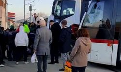 Tramvay ile kamyon çarpıştı; 3 yaralı