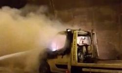 Bolu Dağı Tünelinde oto kurtarıcı yandı