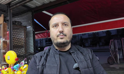 Çocuk parkında kaydırağı yaktılar; olay kamerada