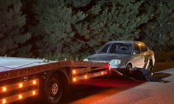 'Dur' ihtarına uymayan ehliyetsiz sürücüye 400 bin TL ceza