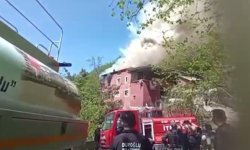 Giresun'da 2 katlı evde çıkan yangın söndürüldü