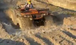 Rusya'da gördüler, Türkiye'de ürettiler; dev ATV suda yüzüyor, dağları aşıyor