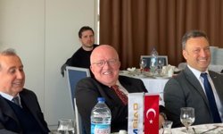 Samsun'da iş insanları ve üniversiteliler 'Liderlik' için buluştu