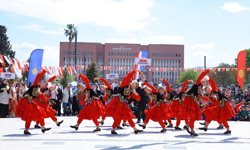 Samsun'da Türk Dünyası Çocuk Festivali başladı
