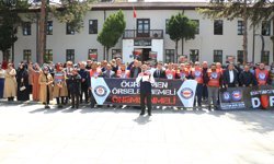 Tokat'ta öğretmenler Siverek'teki saldırıya tepki gösterdi