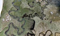 Yaylada süzülerek suyla dolan mendereslerin güzelliği