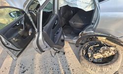 Alkollü otomobil, sürücüsü duran otomobile çarptı: 5 yaralı
