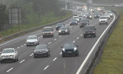 Anadolu Otoyolu'nun Bolu geçişinde bayram trafiği