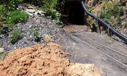 Kaçak ocaktaki göçükte ölen emekli madenci, toprağa verildi