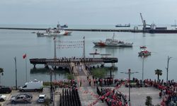 Samsun'da 19 Mayıs kutlamalarında 'Bayrak Devir Teslim' töreni