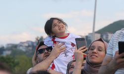 SOLOTÜRK ve Türk Yıldızları'ndan Samsun'da prova uçuşu
