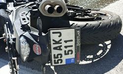Minibüsle çarpışan motosikletin sürücüsü öldü