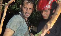 Sarp arazisinde mahsur kalan kişi için itfaiye ve AFAD'dan kurtarma operasyonu