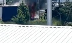 Seyir halindeyken alev alan TIR kullanılamaz hale geldi