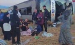 Amasya'da yolcu otobüsü devrildi; 2'si ağır, 46 yaralı