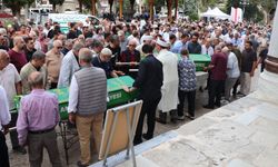 Ayrı şehirlerde yaşayan anne ve oğlu 2 saat arayla yaşamını yitirdi