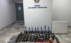 Çaldığı 2,5 milyon liralık inşaat malzemelerini satarken yakalandı