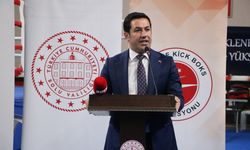 Kick Boks Milli Takım seçmelerinde kadın sporcu ringde fenalaştı