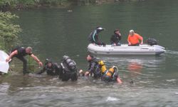 Uzungöl'de göle düşen turisti kurtarmak isteyen 2 kişi boğulma tehlikesi geçirdi; turistin cesedine ulaşıldı(2)