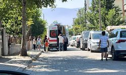 Balkondan düşüp yaralandı