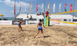 Bartın'da plaj voleybolu heyecanı