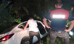 Cide'de otomobil şarampole yuvarlandı: 1 yaralı