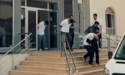 Kendilerini banka personeli olarak tanıtıp 50 milyon lira dolandırdılar