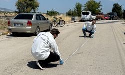 Otomobil ile elektrikli bisiklet çarpıştı; 1 ağır yaralı