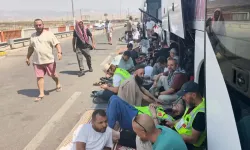 FİLİSTİN KONVOYU İBRAHİM HALİL SINIR KAPISI’NDA BEKLEYİŞİNİ SÜRDÜRÜYOR