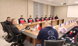 İtfaiyecilik programı öğrencilerinden Rektör Yılmaz'a ziyaret
