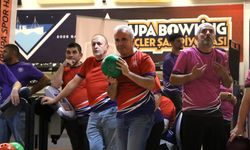 Samsun'da 119 işitme engelli bowling oynadı