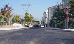Bolu Belediyesi, 2 sokaktaki yol ve kaldırımları yeniledi