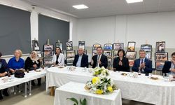 Emekliye ayrılan öğretmene okulunda duygusal veda