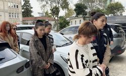 Eşiyle ilişki yaşadığını öne sürdüğü kadını 2 kardeşiyle birlikte darbetti