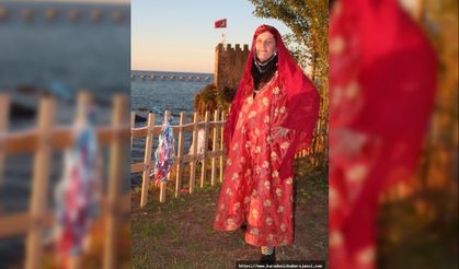 Rize'de, defilede 150 yıllık gelinlik sergilendi