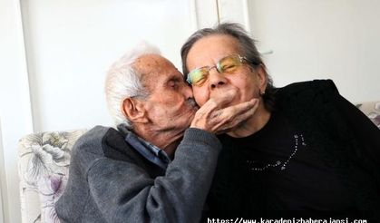 Bolu'nun en uzun süredir evli çiftinin 65 yıldır bitmeyen aşkı