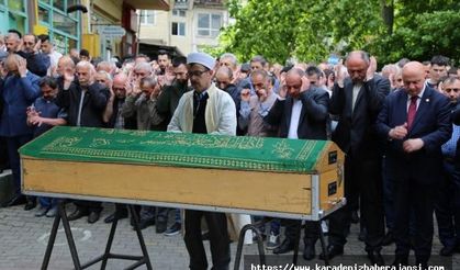 Kalbine yenik düşen 'Dünyanın en uzun burunlu insanı', son yolcuğuna uğurlandı