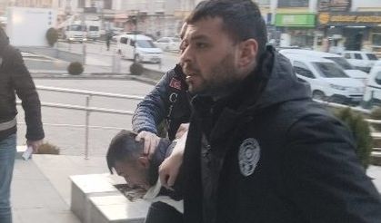 Komşusunu öldürüp 6 parçaya ayıran şüpheli adliyede (2)